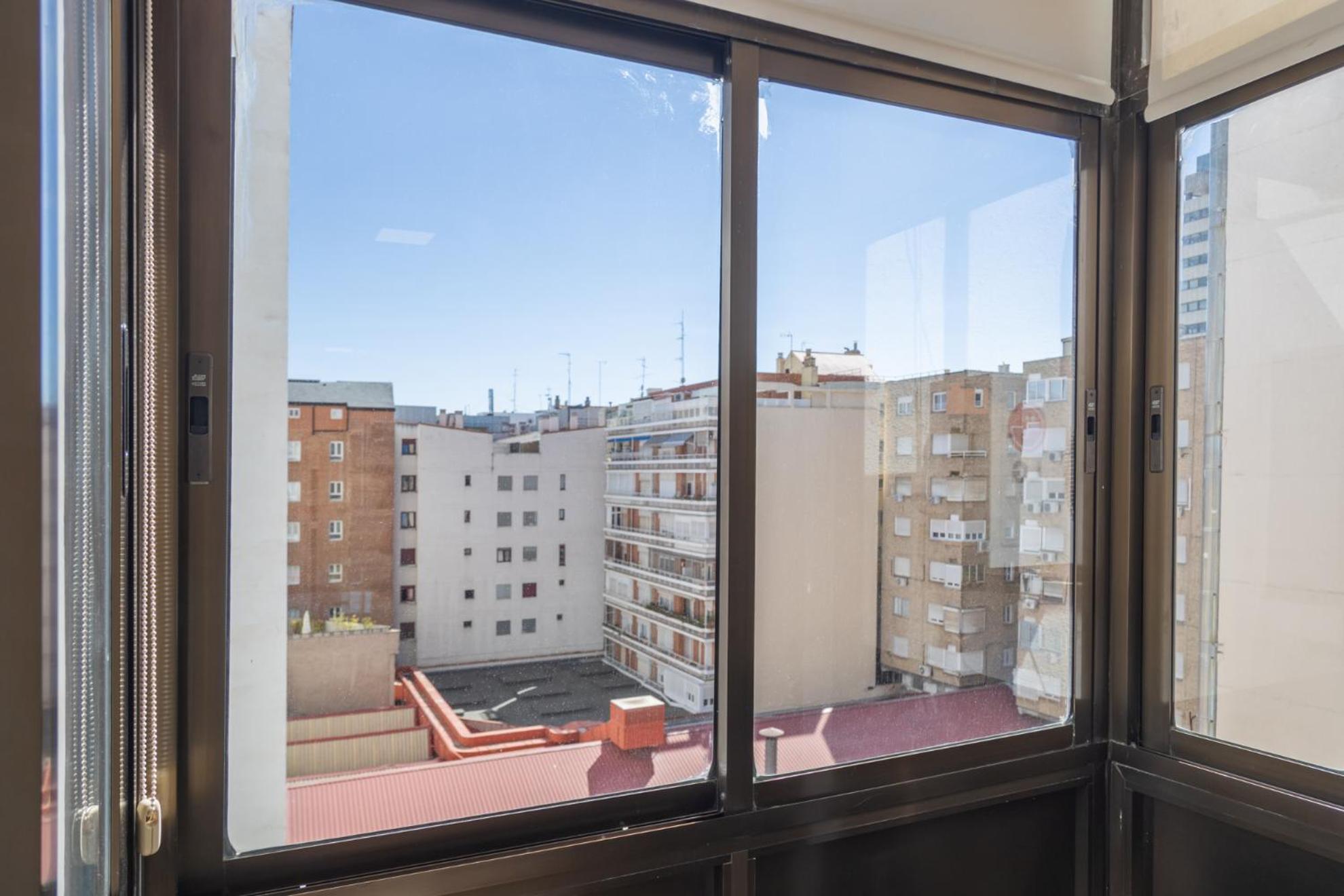 Exclusivo Maria De Molina Temporal Apartment Madrid Exterior foto